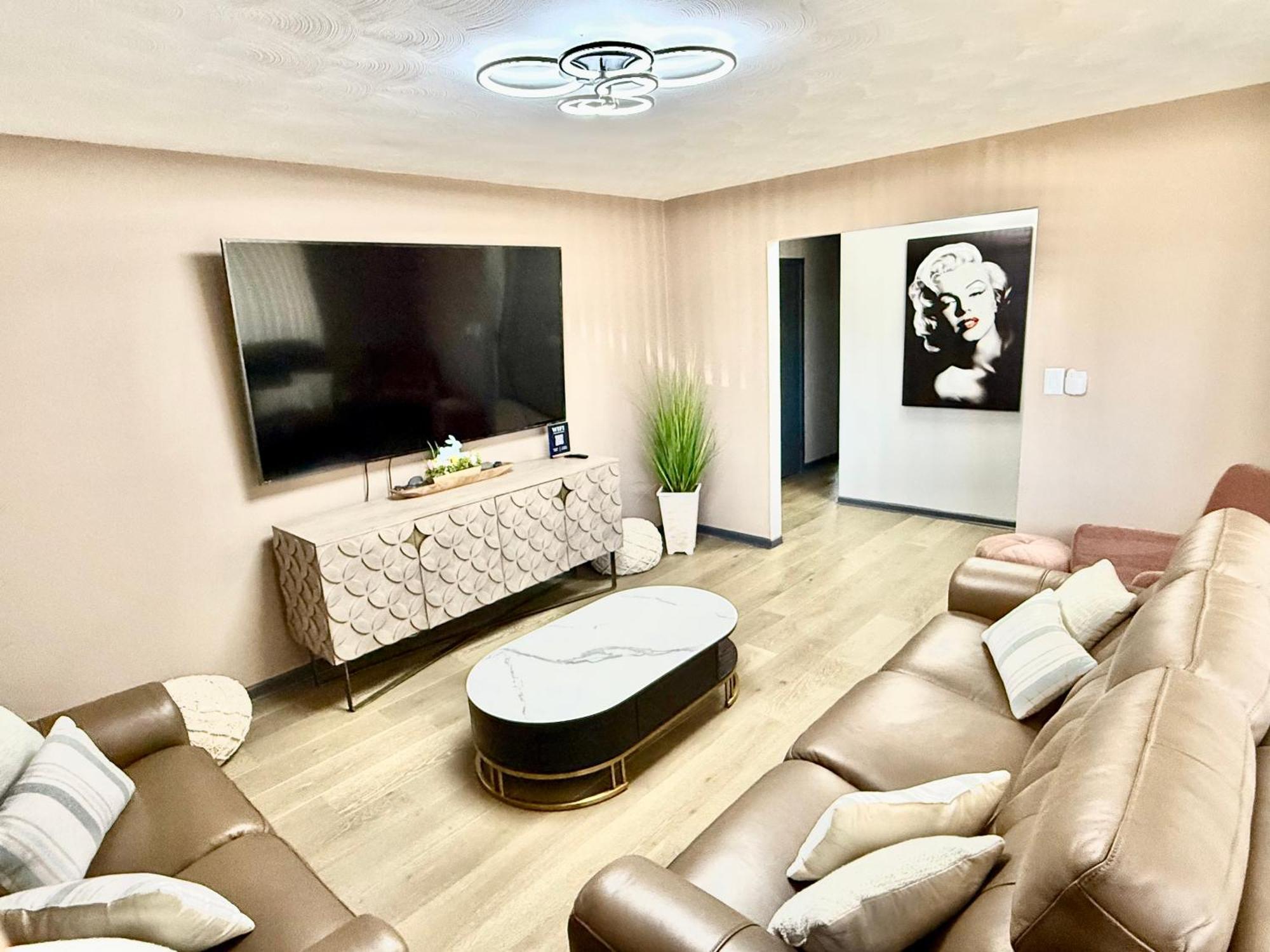 Delightful 3 Bedroom Home Индианаполис Экстерьер фото